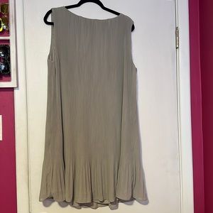 Pleated sleeveless mini